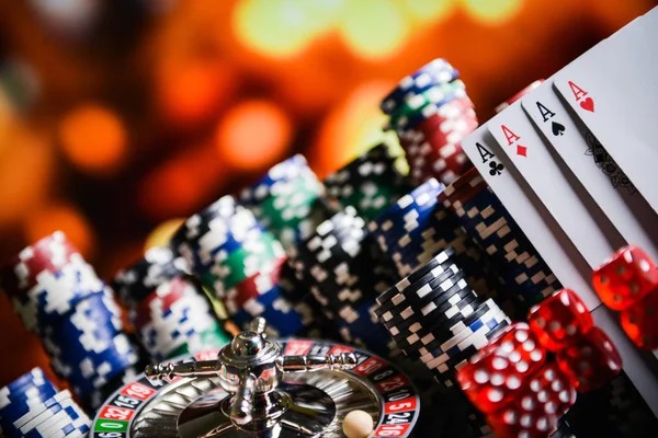 juraganmain app showing live roulette table and payment options including DANA and OVO